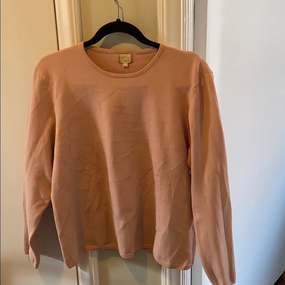 Lovely soft pink knit sweater! - Picture 3 of 3